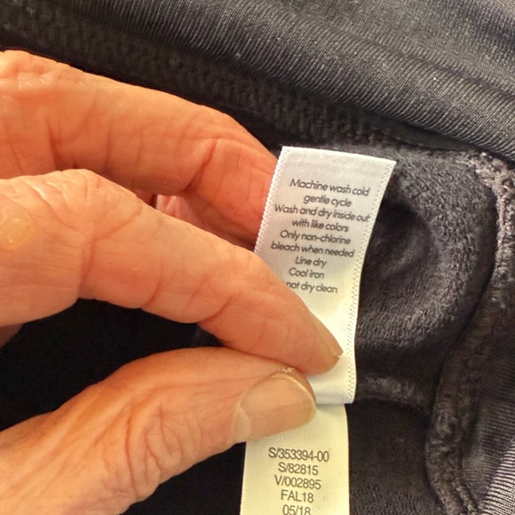 Athleta Black Snappy Sweatshirt - Picture 11 of 15